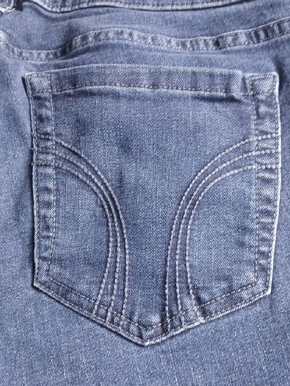 Hollister Deep Blue Women's Skinny Jeans - Picture 6 of 6